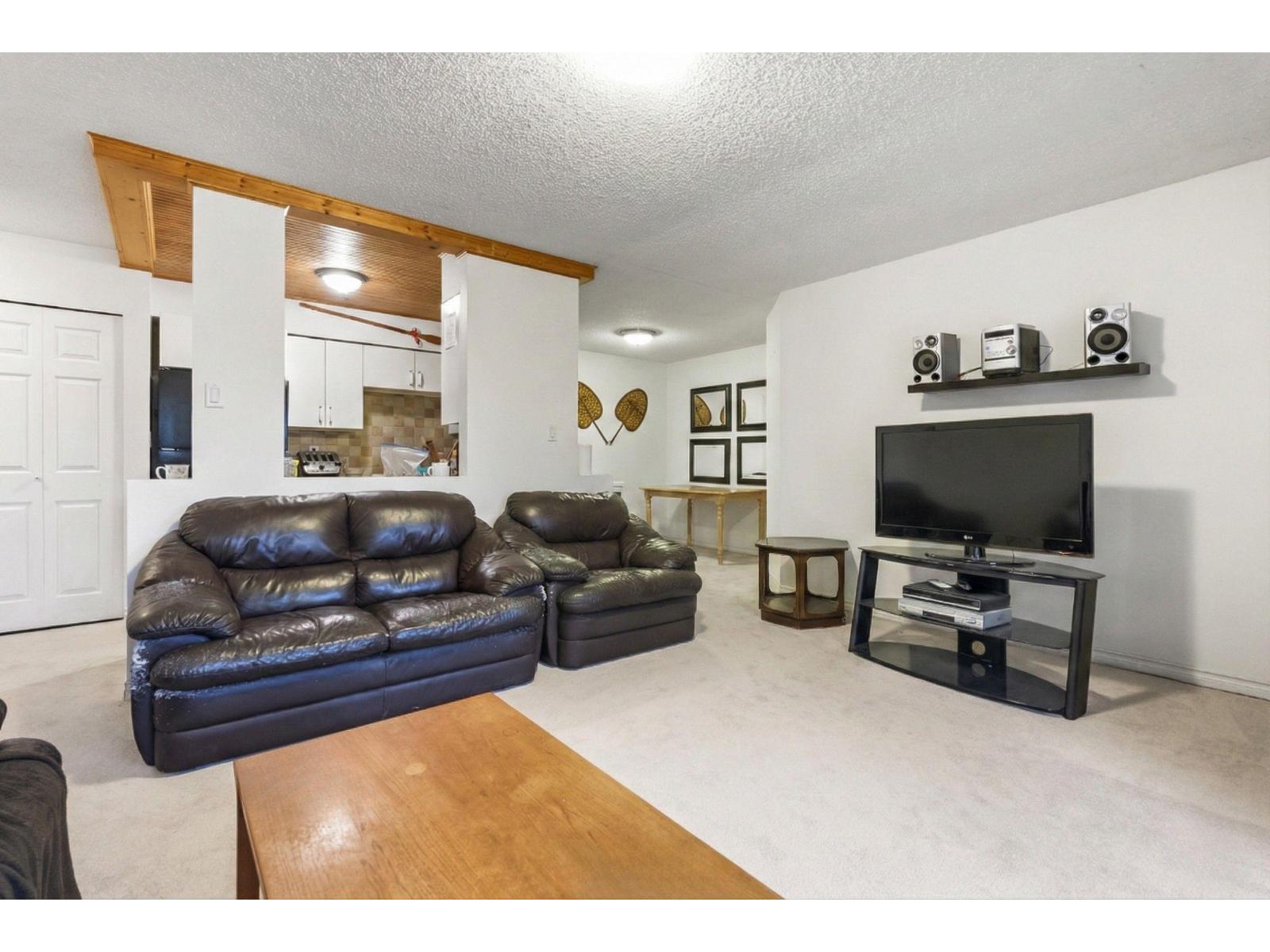 2207 10620 150 Street, Surrey, British Columbia  V3R 7K3 - Photo 6 - R3107603