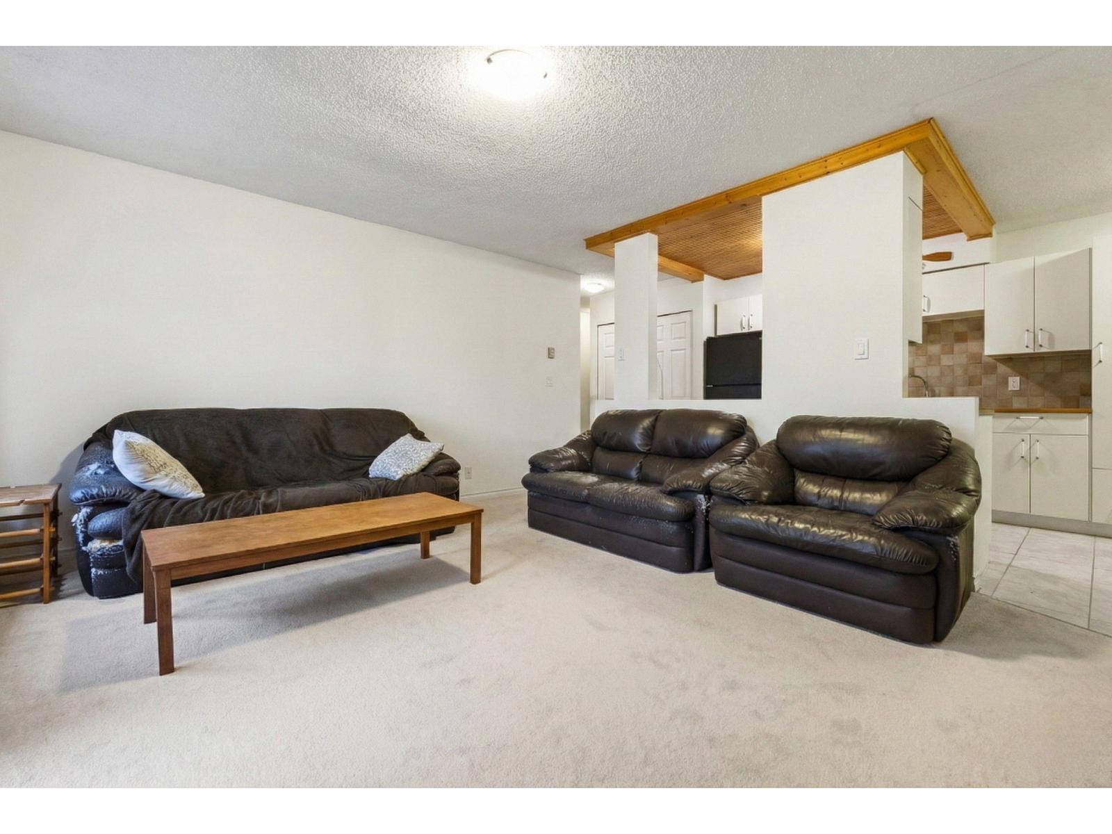 2207 10620 150 Street, Surrey, British Columbia  V3R 7K3 - Photo 5 - R3107603