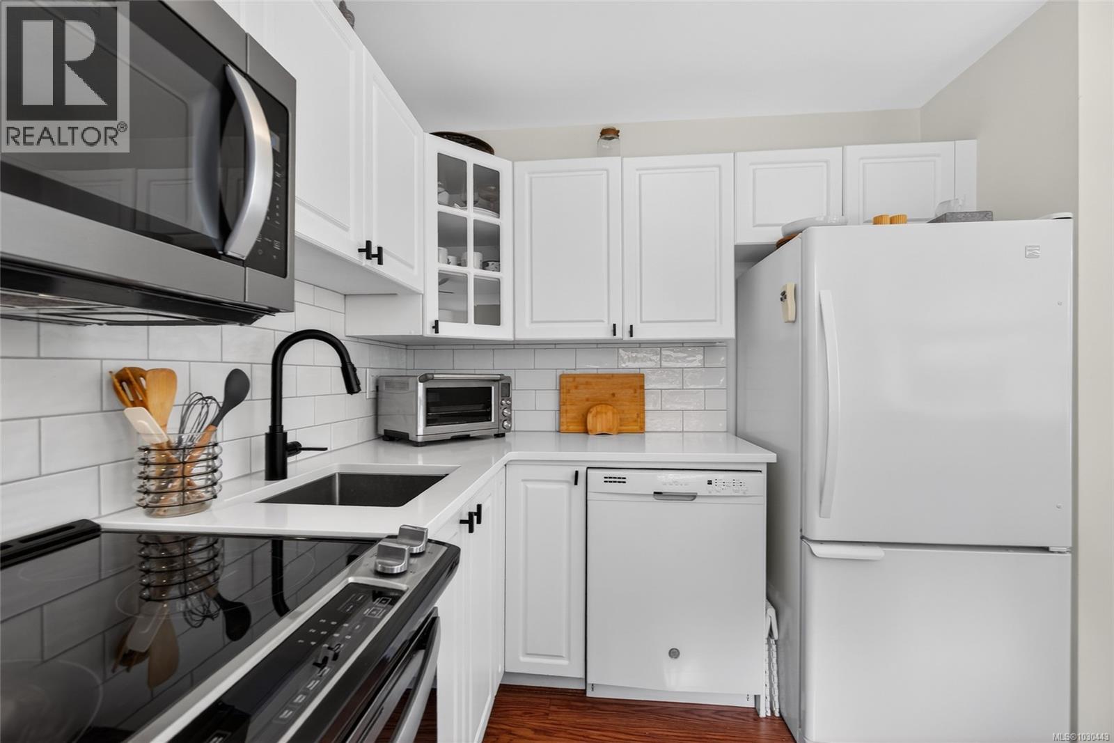 109 24 Prideaux St, Nanaimo, British Columbia  V9R 2M4 - Photo 14 - 1030443