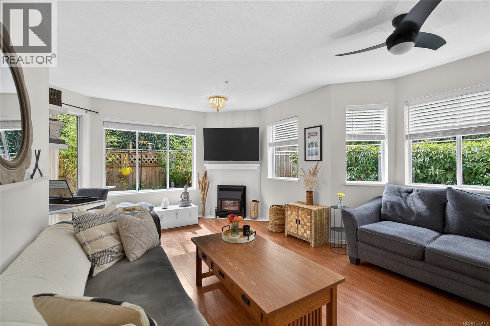 109 24 Prideaux St, Nanaimo, British Columbia  V9R 2M4 - Photo 6 - 1030443