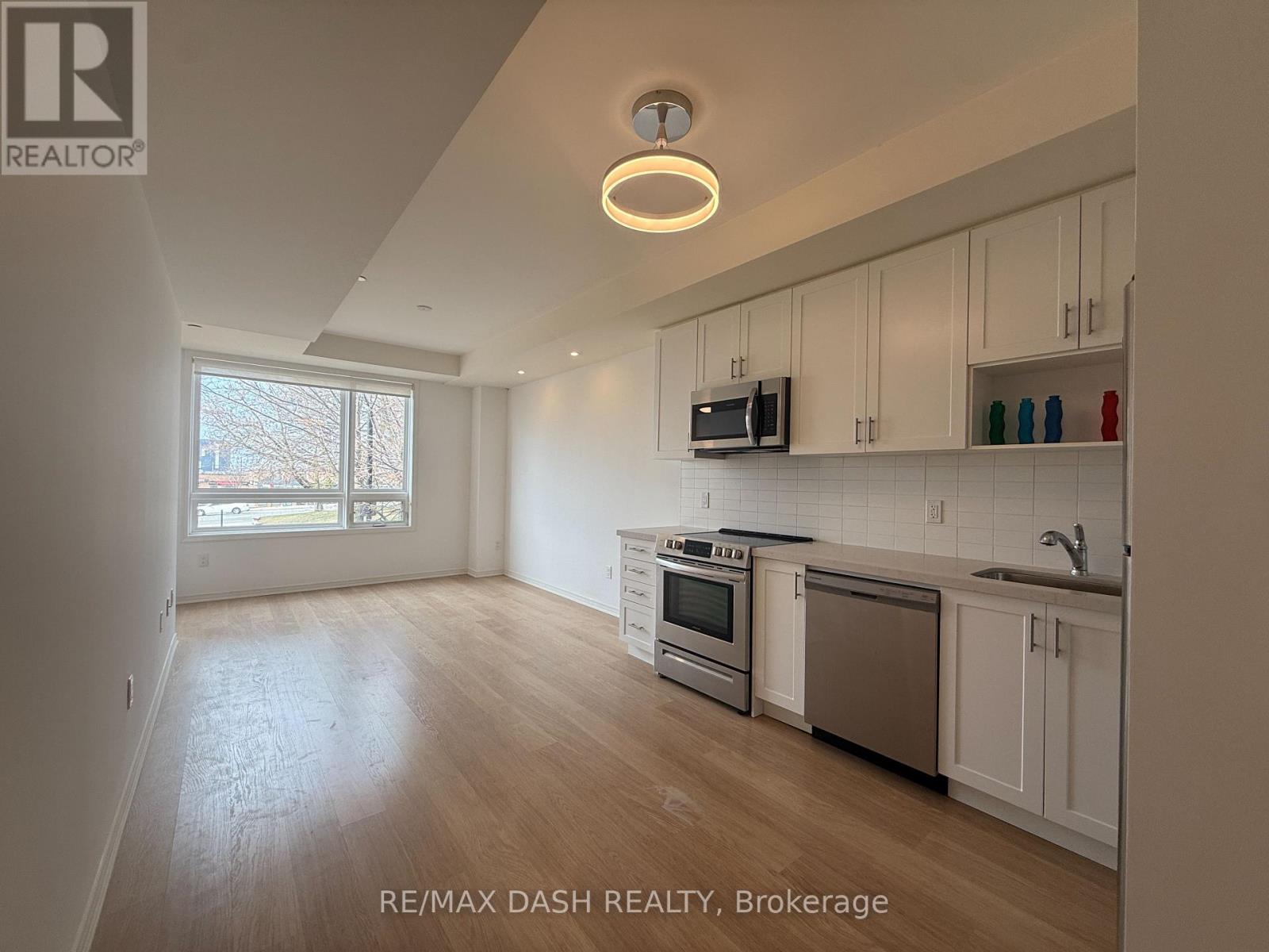 204 - 1130 Briar Hill Avenue, Toronto, Ontario  M6B 0A9 - Photo 13 - W12967448