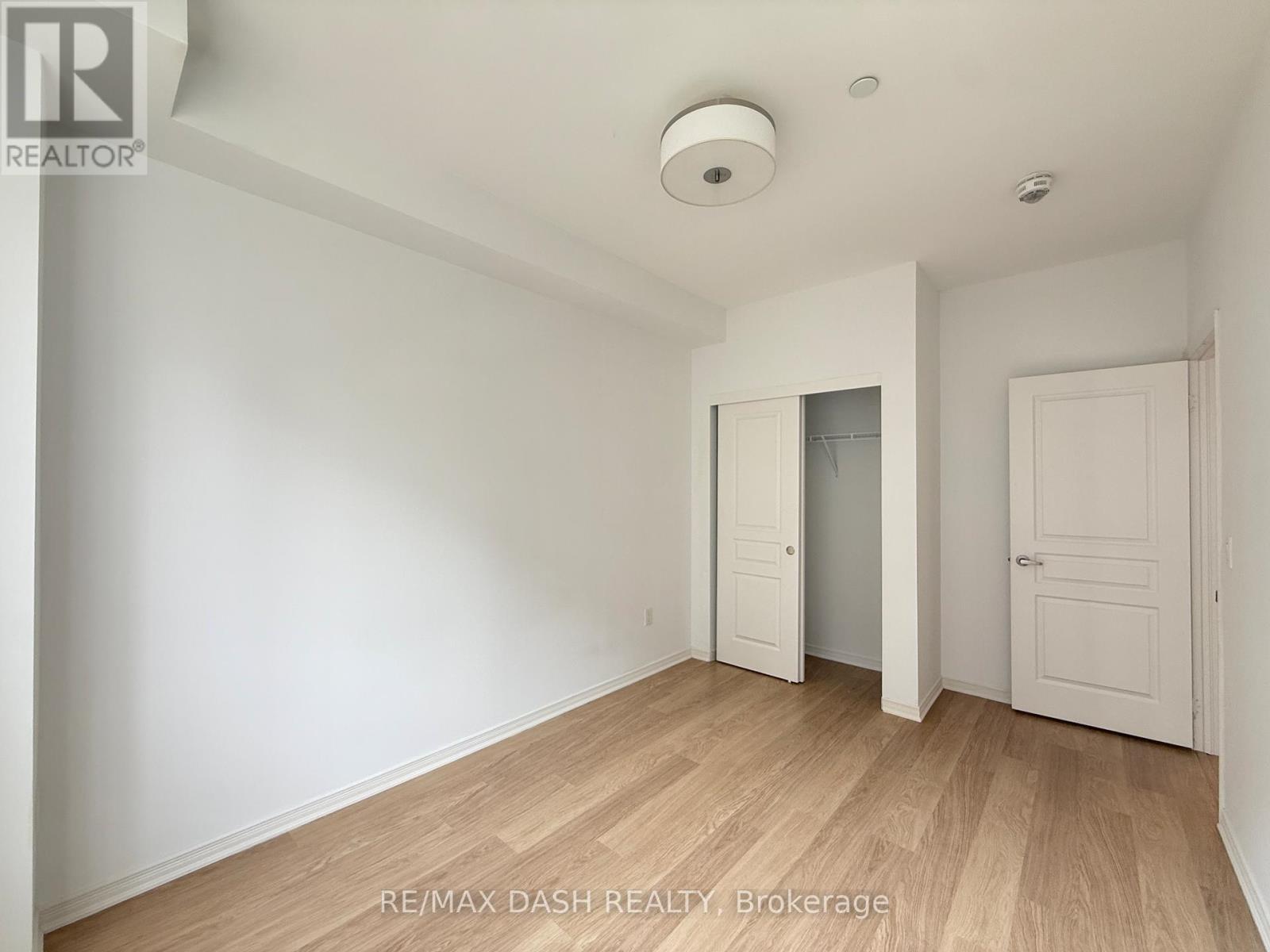 204 - 1130 Briar Hill Avenue, Toronto, Ontario  M6B 0A9 - Photo 22 - W12967448