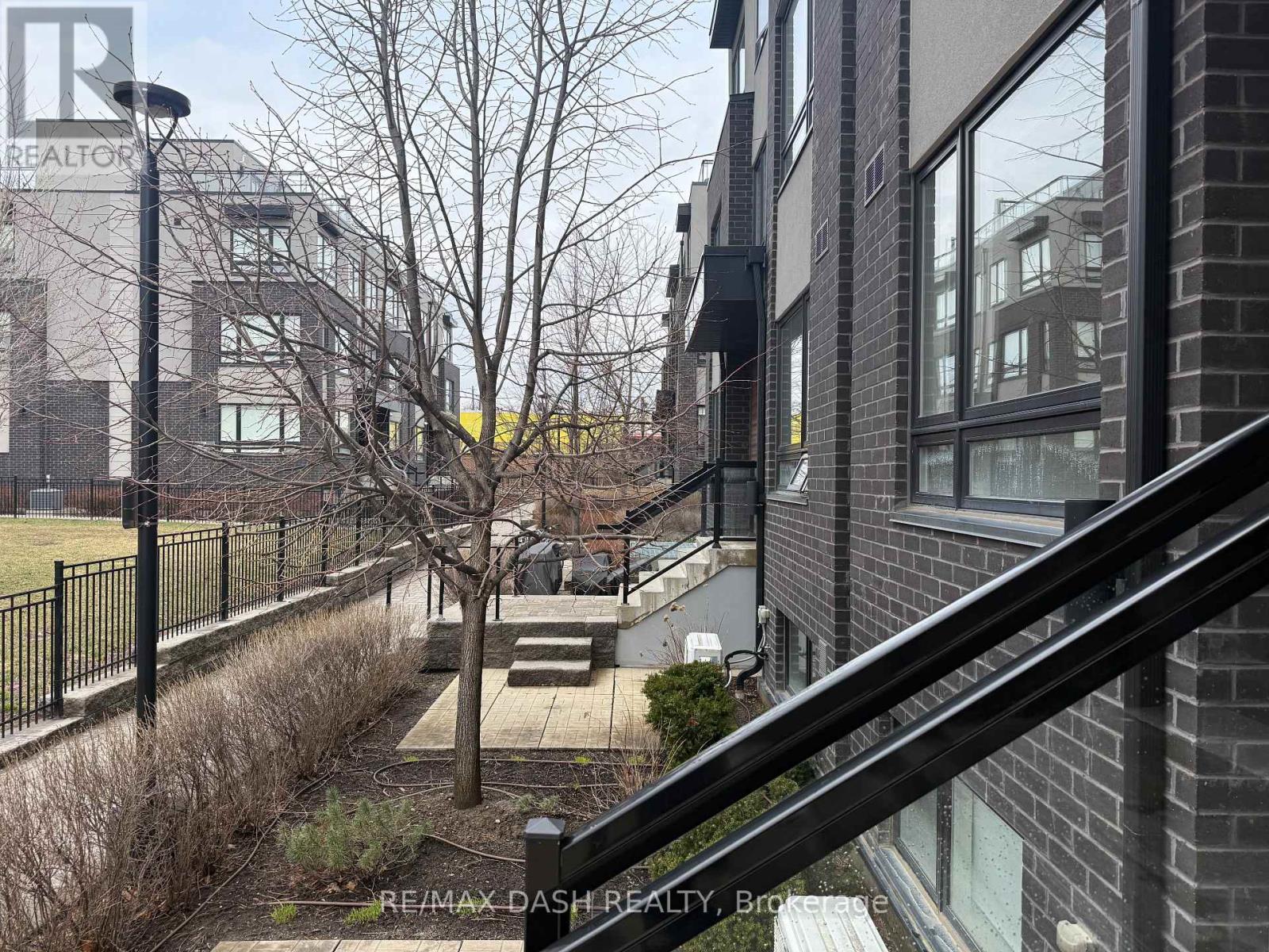 204 - 1130 Briar Hill Avenue, Toronto, Ontario  M6B 0A9 - Photo 40 - W12967448