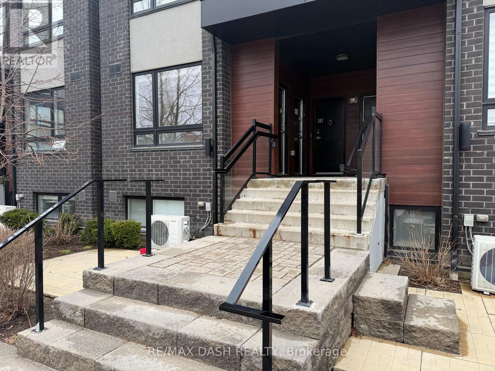 204 - 1130 Briar Hill Avenue, Toronto, Ontario  M6B 0A9 - Photo 41 - W12967448