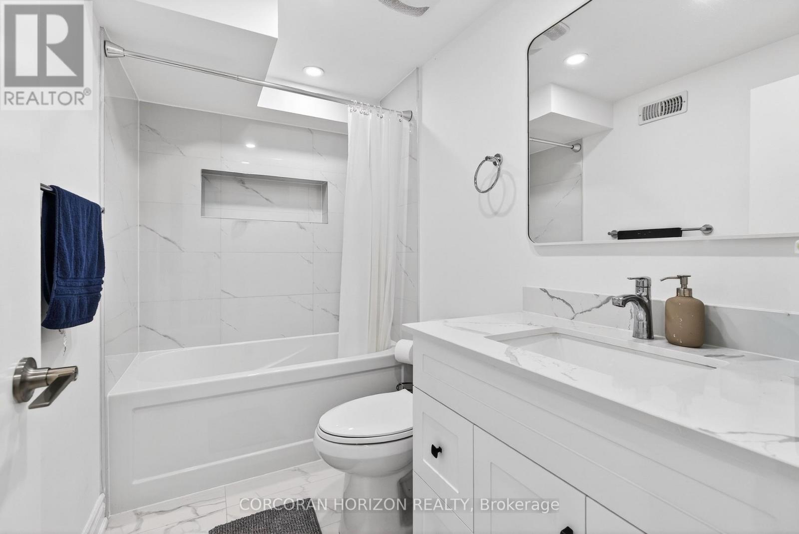 256 Keele Street, Toronto, Ontario M6P 2K3 - Photo 27 - W12967470