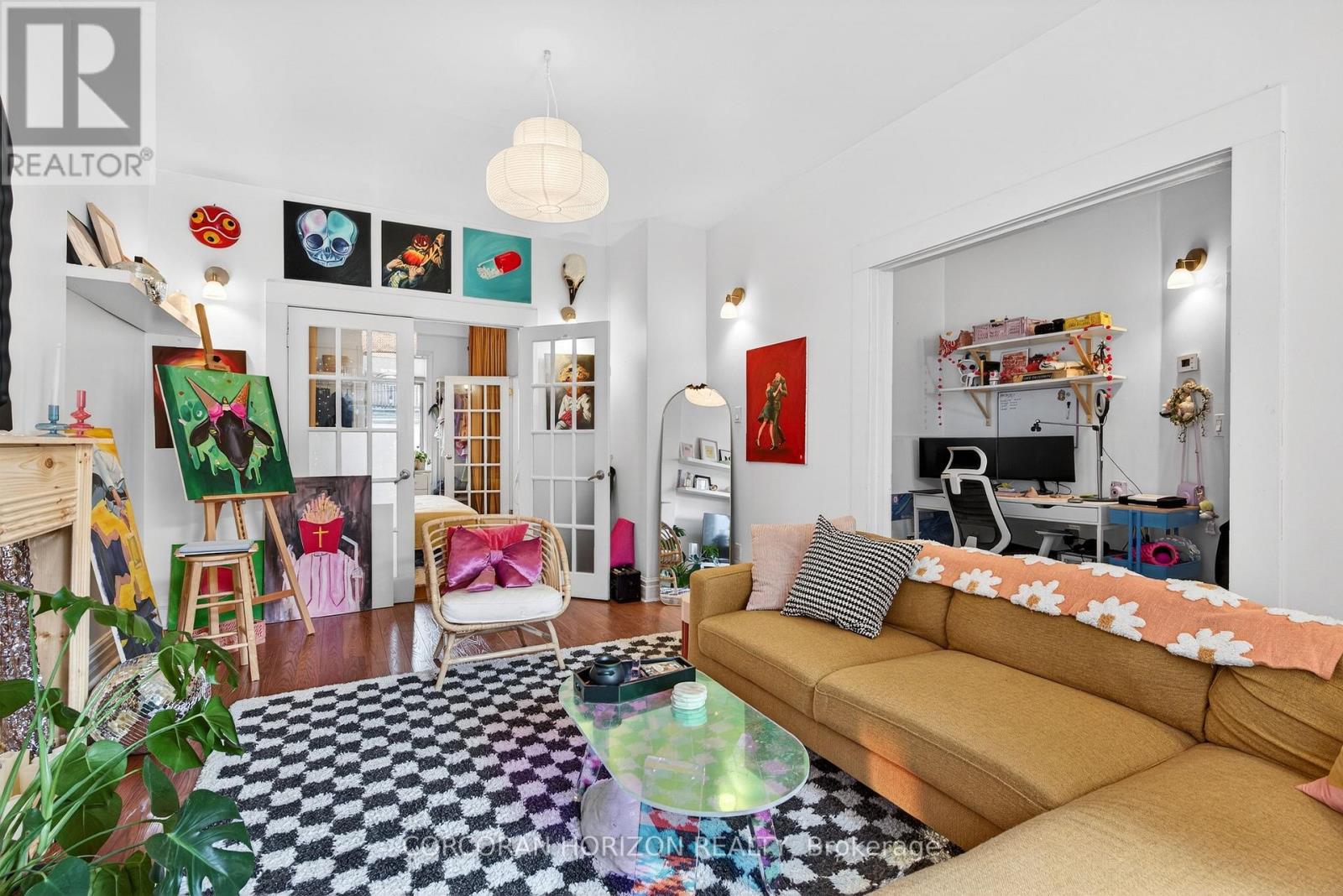 256 Keele Street, Toronto, Ontario M6P 2K3 - Photo 4 - W12967470