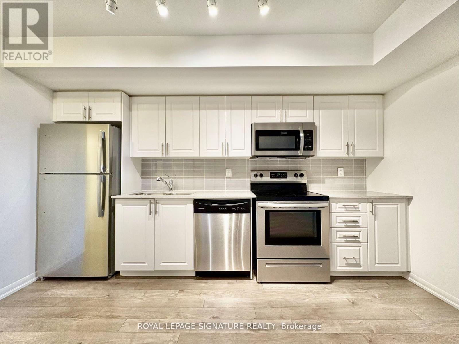 514 - 3091 Dufferin Street, Toronto, Ontario  M6A 0C4 - Photo 4 - W12967492