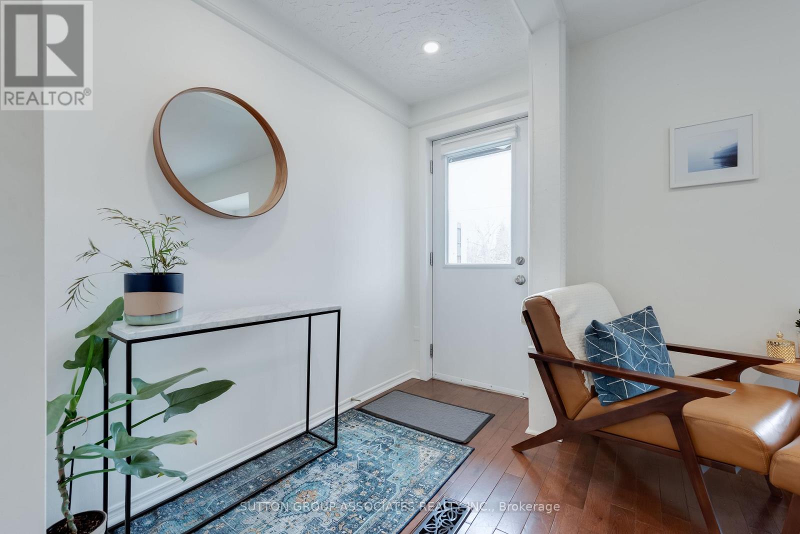 285 Harvie Avenue, Toronto, Ontario  M6E 4L1 - Photo 2 - W12967536