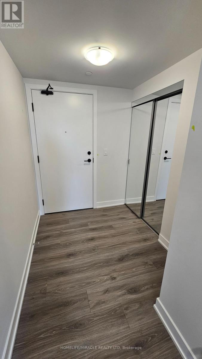 1906 - 4130 Parkside Village Drive, Mississauga, Ontario  L5B 0L7 - Photo 2 - W12967580