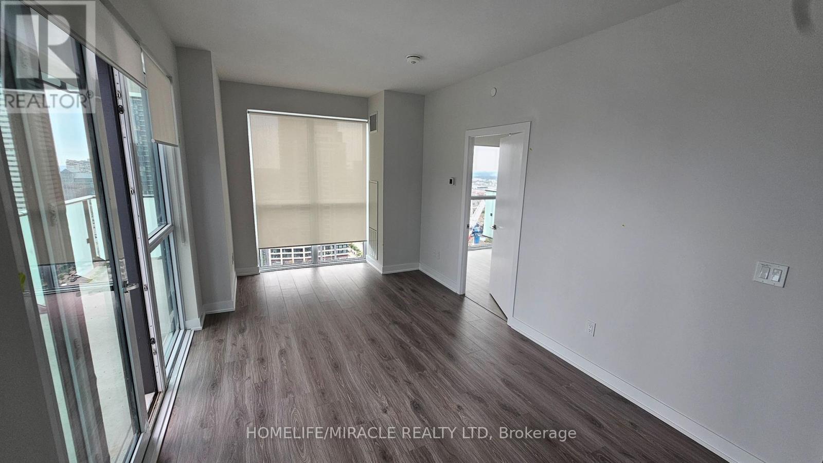 1906 - 4130 Parkside Village Drive, Mississauga, Ontario  L5B 0L7 - Photo 7 - W12967580