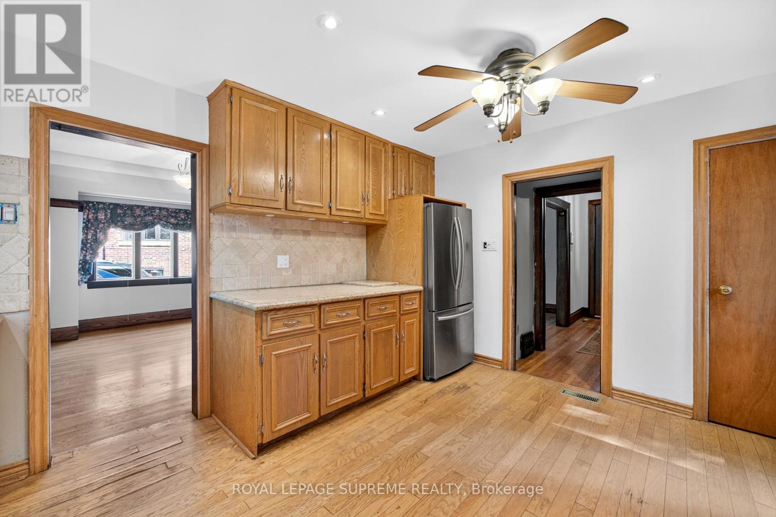 10 King Street Crescent, Toronto, Ontario  M9N 1K6 - Photo 26 - W12967584