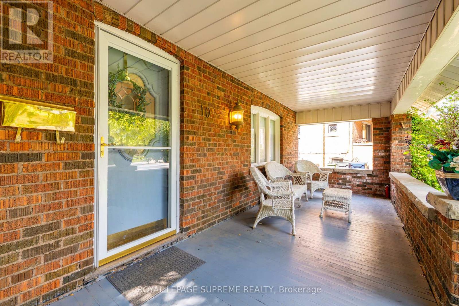 10 King Street Crescent, Toronto, Ontario  M9N 1K6 - Photo 4 - W12967584