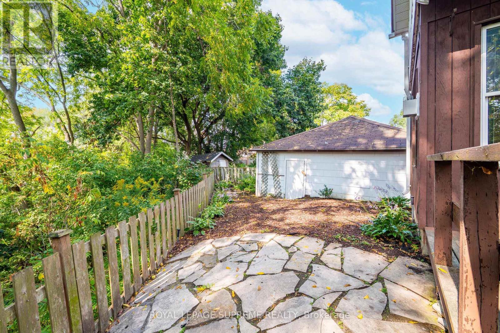 10 King Street Crescent, Toronto, Ontario  M9N 1K6 - Photo 50 - W12967584