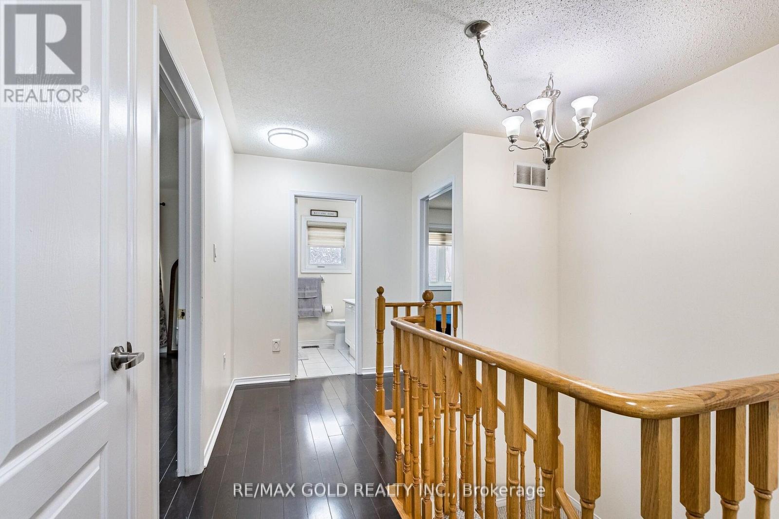 26 Waterdale Road, Brampton, Ontario  L7A 1S3 - Photo 25 - W12967594