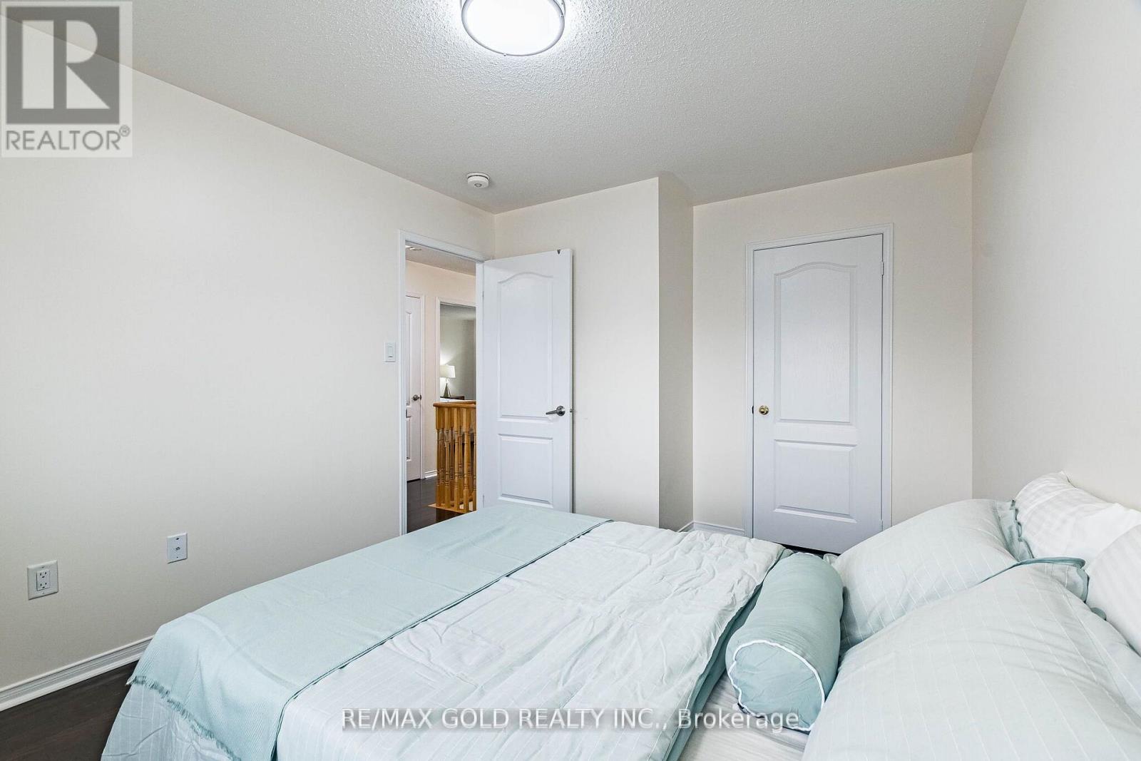 26 Waterdale Road, Brampton, Ontario  L7A 1S3 - Photo 37 - W12967594