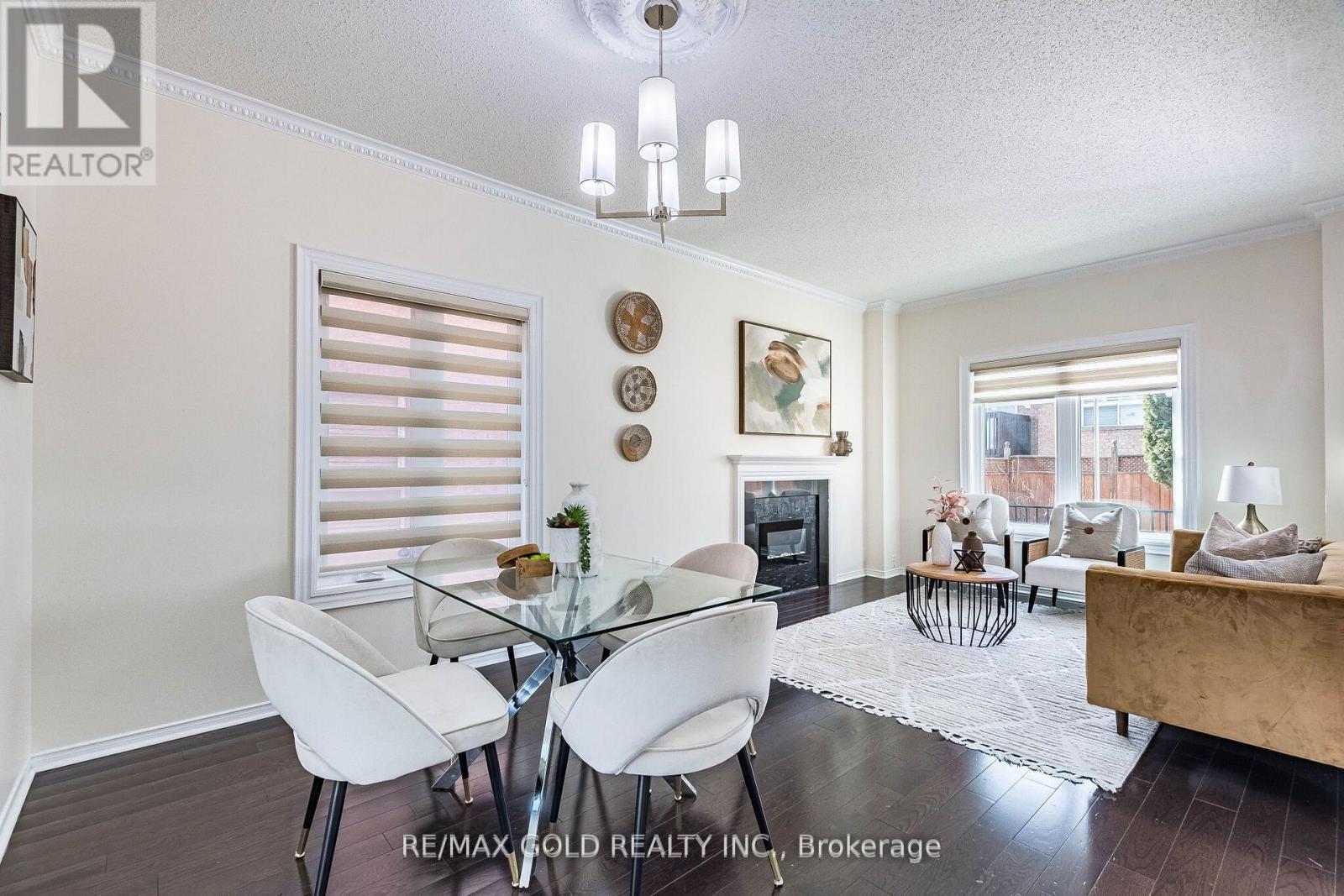 26 Waterdale Road, Brampton, Ontario  L7A 1S3 - Photo 5 - W12967594