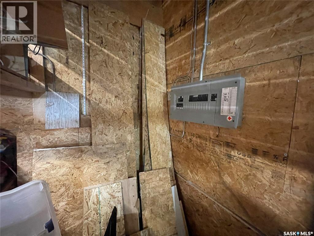 904 Railway Avenue, Cupar, Saskatchewan  S0G 0Y0 - Photo 3 - SK032253