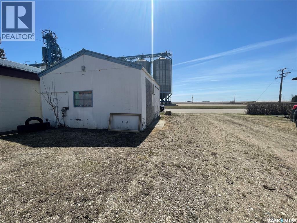904 Railway Avenue, Cupar, Saskatchewan  S0G 0Y0 - Photo 5 - SK032253