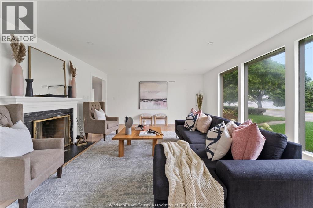 2371 Riverside Drive West, Windsor, Ontario  N9B 1B1 - Photo 18 - 26007347