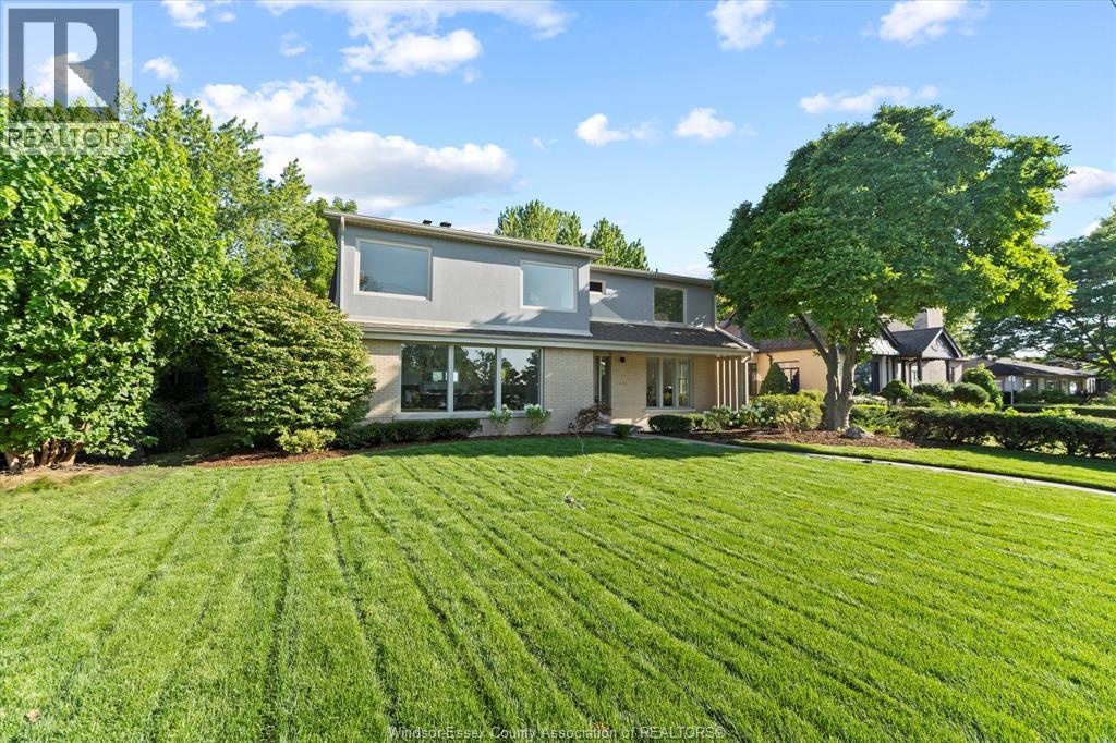2371 Riverside Drive West, Windsor, Ontario  N9B 1B1 - Photo 2 - 26007347