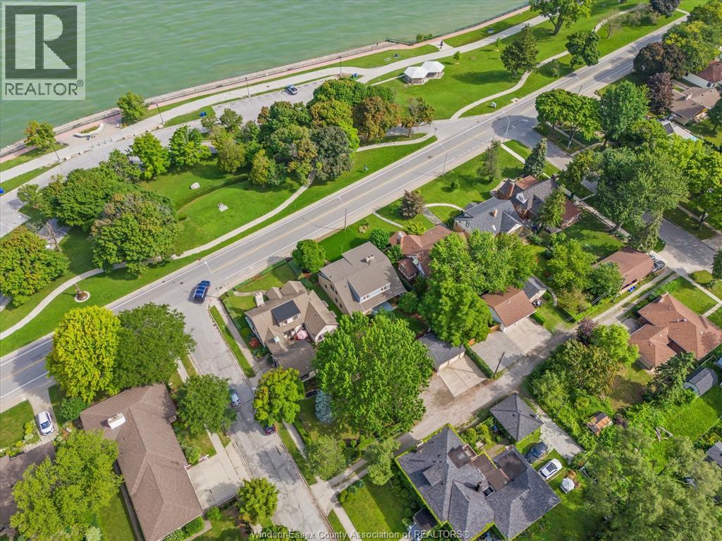 2371 Riverside Drive West, Windsor, Ontario  N9B 1B1 - Photo 47 - 26007347