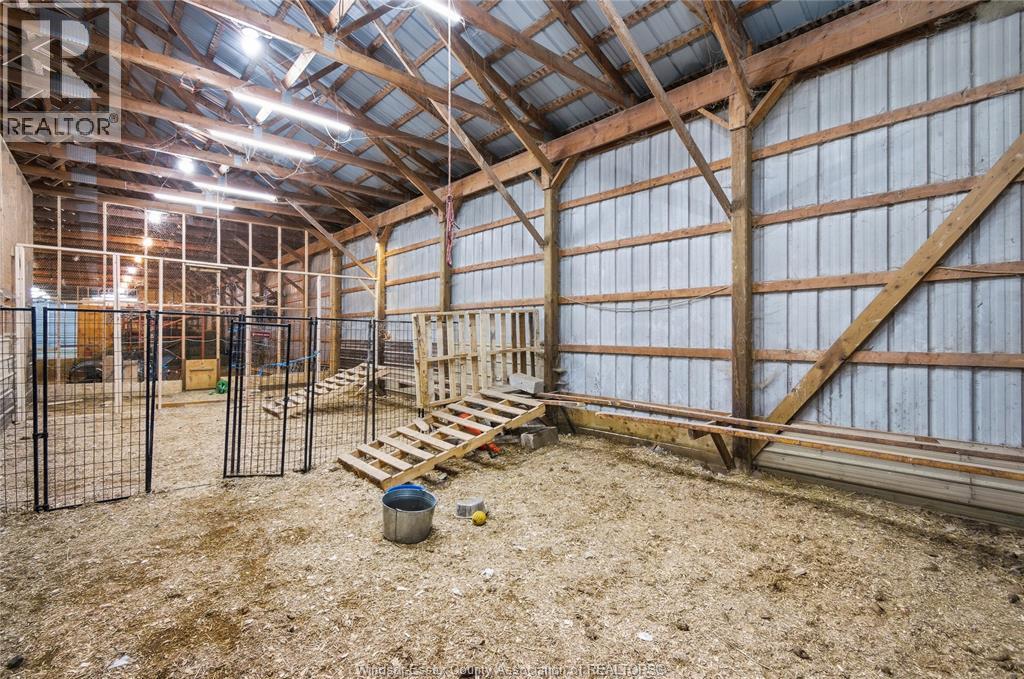 6665 Concession Rd 10, Windsor, Ontario  N0R 1K0 - Photo 11 - 26007317