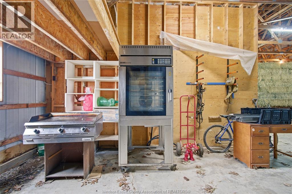 6665 Concession Rd 10, Windsor, Ontario  N0R 1K0 - Photo 13 - 26007317