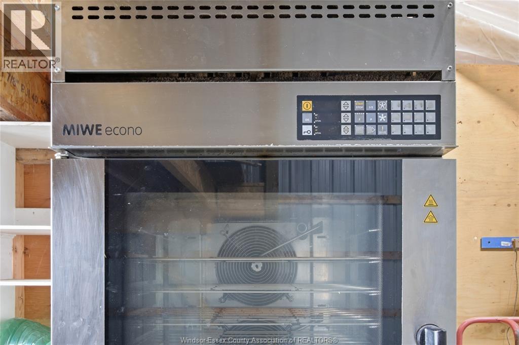 6665 Concession Rd 10, Windsor, Ontario  N0R 1K0 - Photo 4 - 26007317