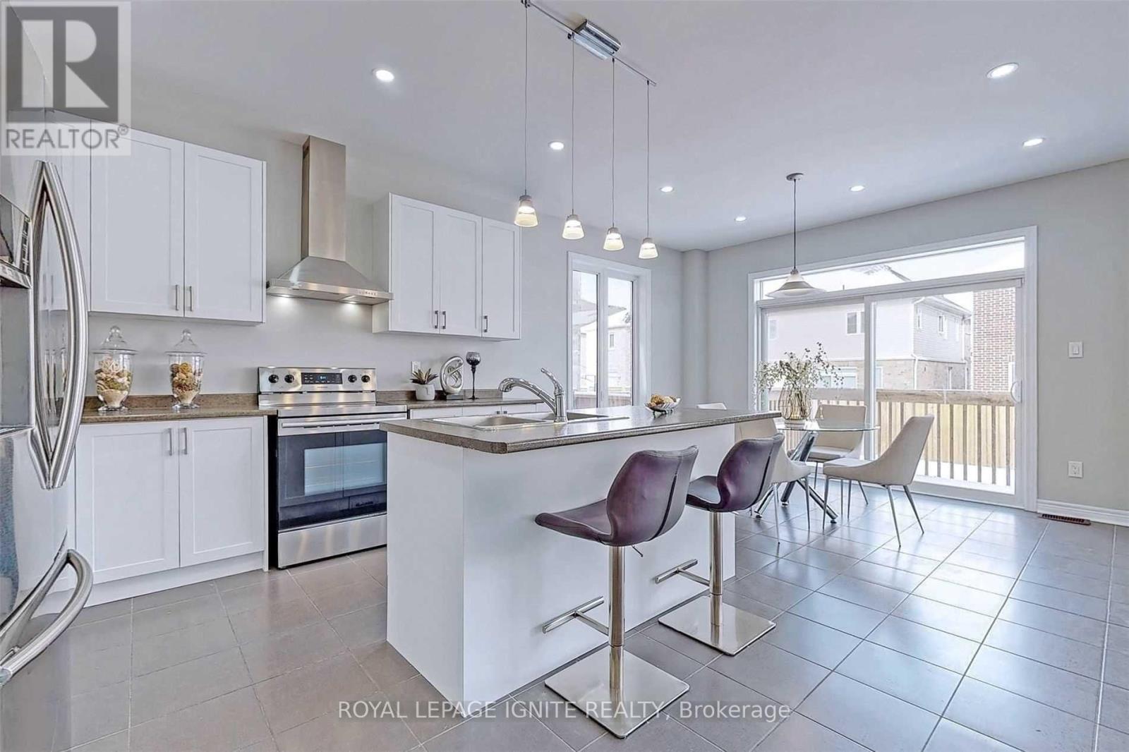 110 Barlow Place, Brant, Ontario  N3L 0G8 - Photo 11 - X12967462