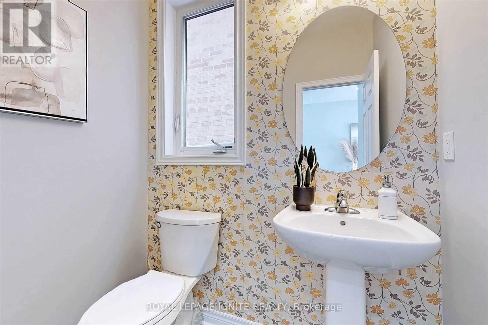 110 Barlow Place, Brant, Ontario  N3L 0G8 - Photo 15 - X12967462