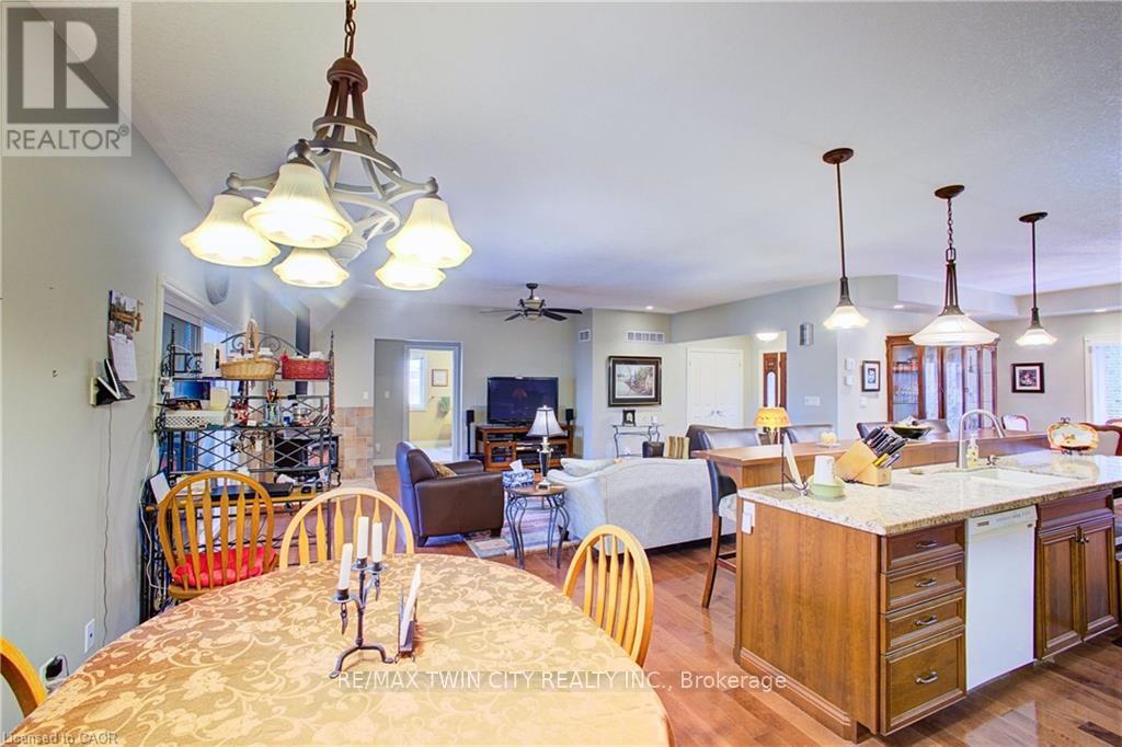 122287 Concession 8 Road, West Grey, Ontario  N0G 1C0 - Photo 12 - X12967480