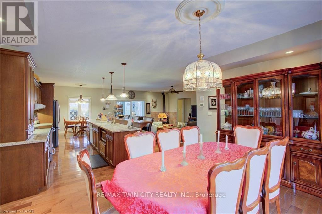 122287 Concession 8 Road, West Grey, Ontario  N0G 1C0 - Photo 23 - X12967480