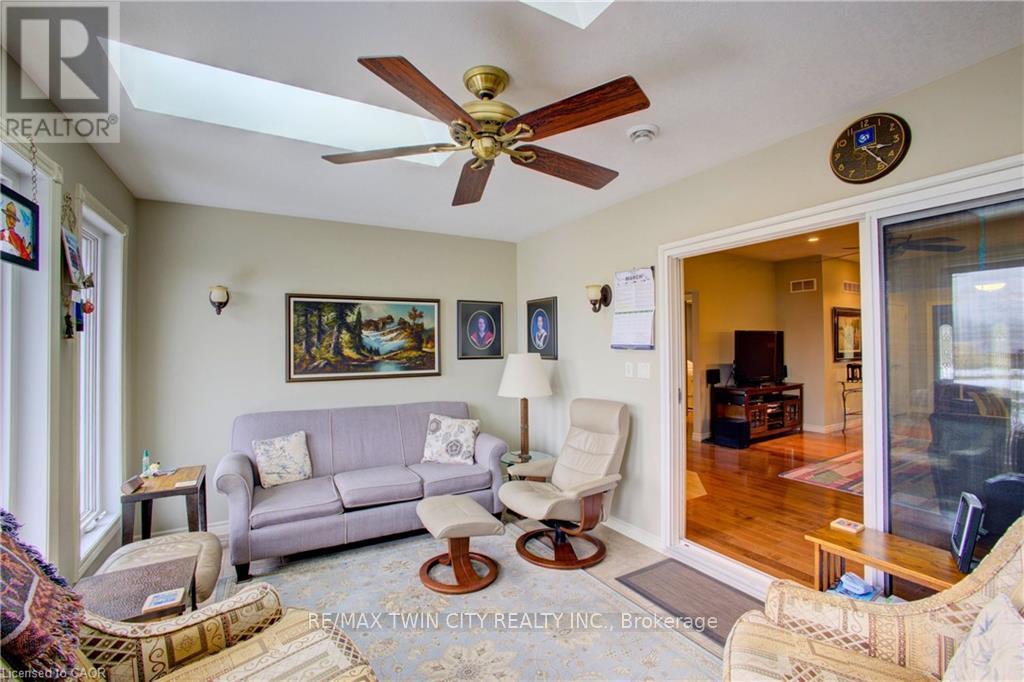 122287 Concession 8 Road, West Grey, Ontario  N0G 1C0 - Photo 25 - X12967480