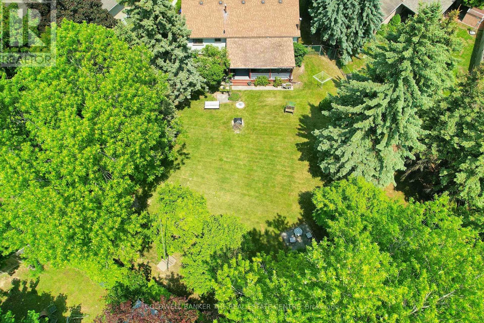 122 Valleyview Crescent W, Bradford West Gwillimbury, Ontario  L3Z 1S7 - Photo 5 - N12953488