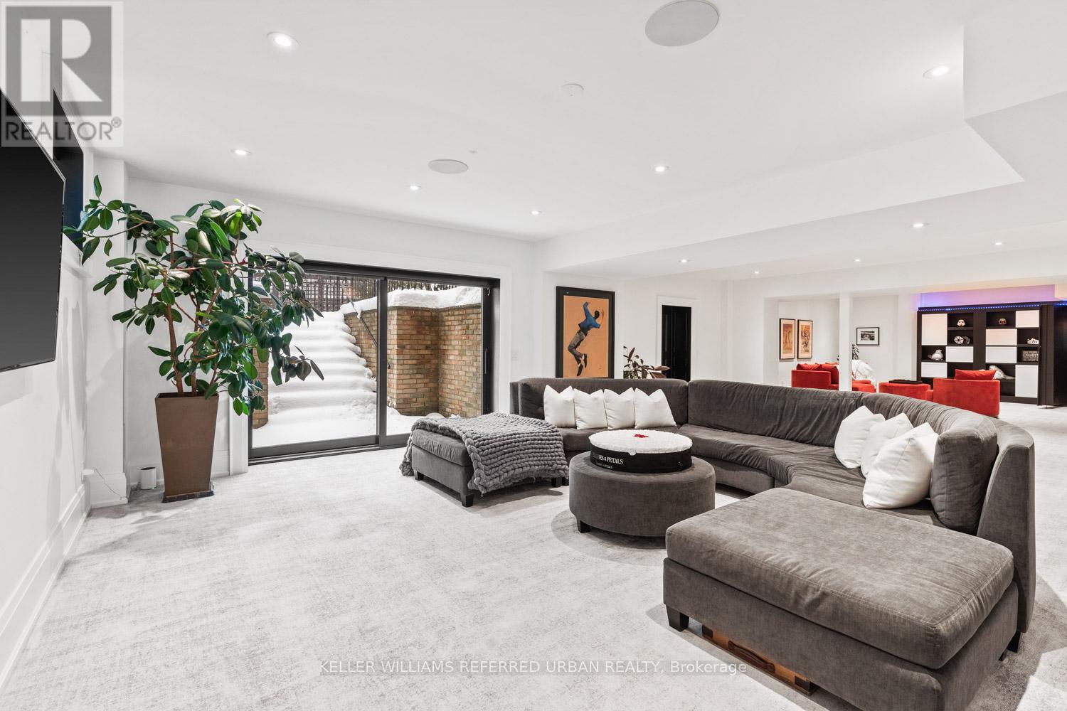 6 Bayview Wood, Toronto, Ontario  M4N 1R7 - Photo 30 - C12731680