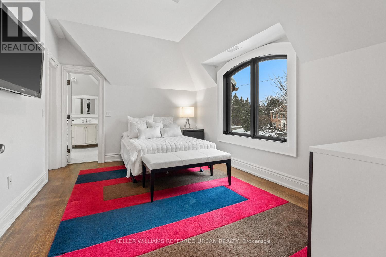 6 Bayview Wood, Toronto, Ontario  M4N 1R7 - Photo 29 - C12731680