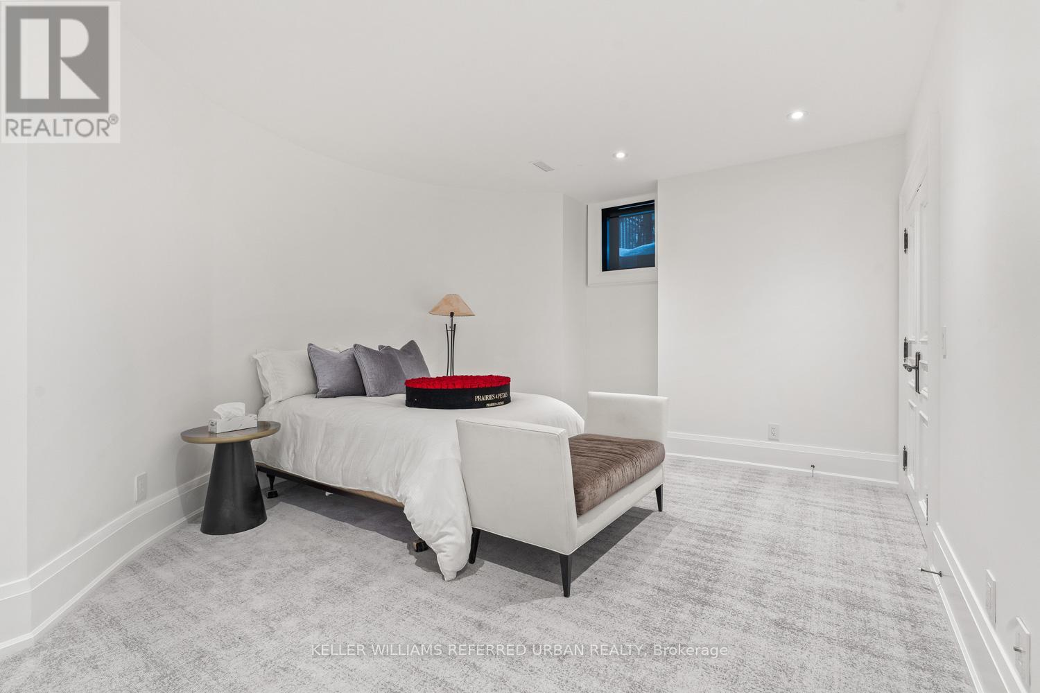 6 Bayview Wood, Toronto, Ontario  M4N 1R7 - Photo 38 - C12731680