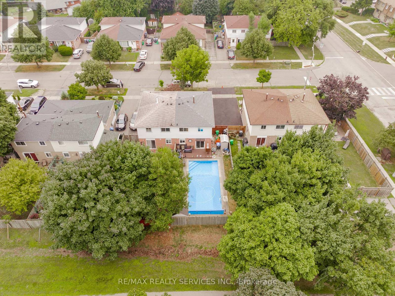 6 Lauderdale Road, Brampton, Ontario  L6V 2B7 - Photo 37 - W12332485