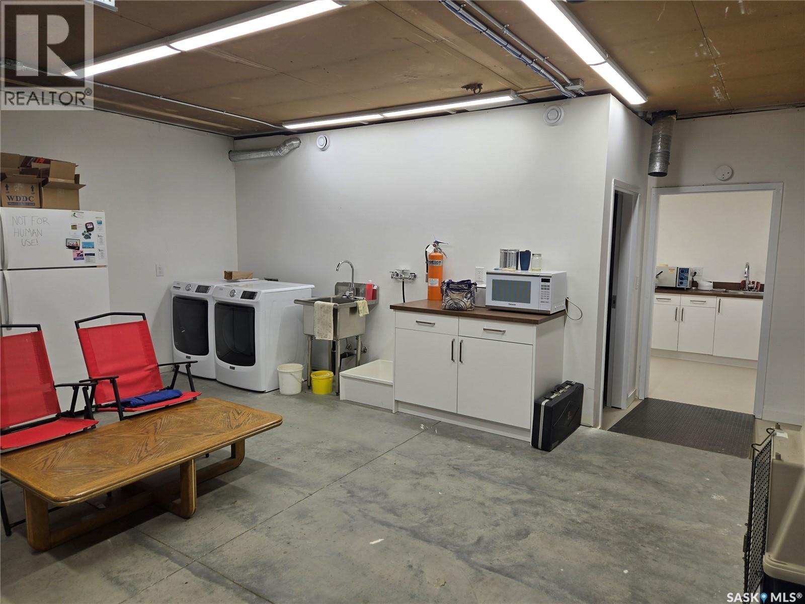 222 Franklin Street, Outlook, Saskatchewan  S0L 2N0 - Photo 28 - SK028500