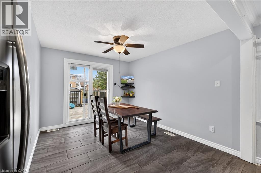 73 Avondale Street, Brantford, Ontario  N3S 4M1 - Photo 15 - 40818026