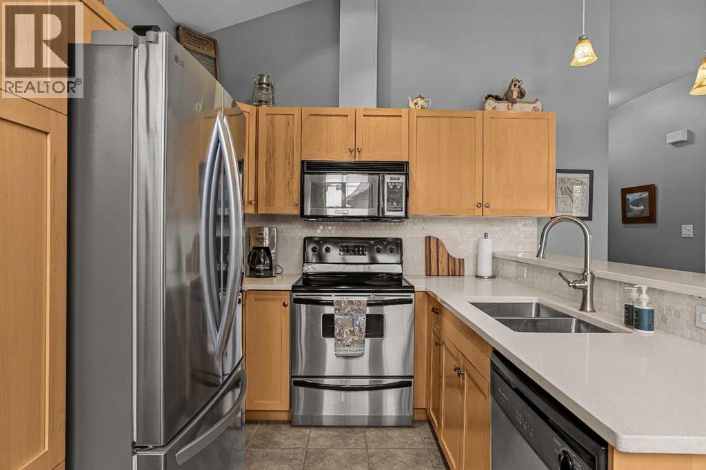 1104, 70 Dyrgas Gate, Canmore, Alberta  T1W 3J6 - Photo 7 - A2299244