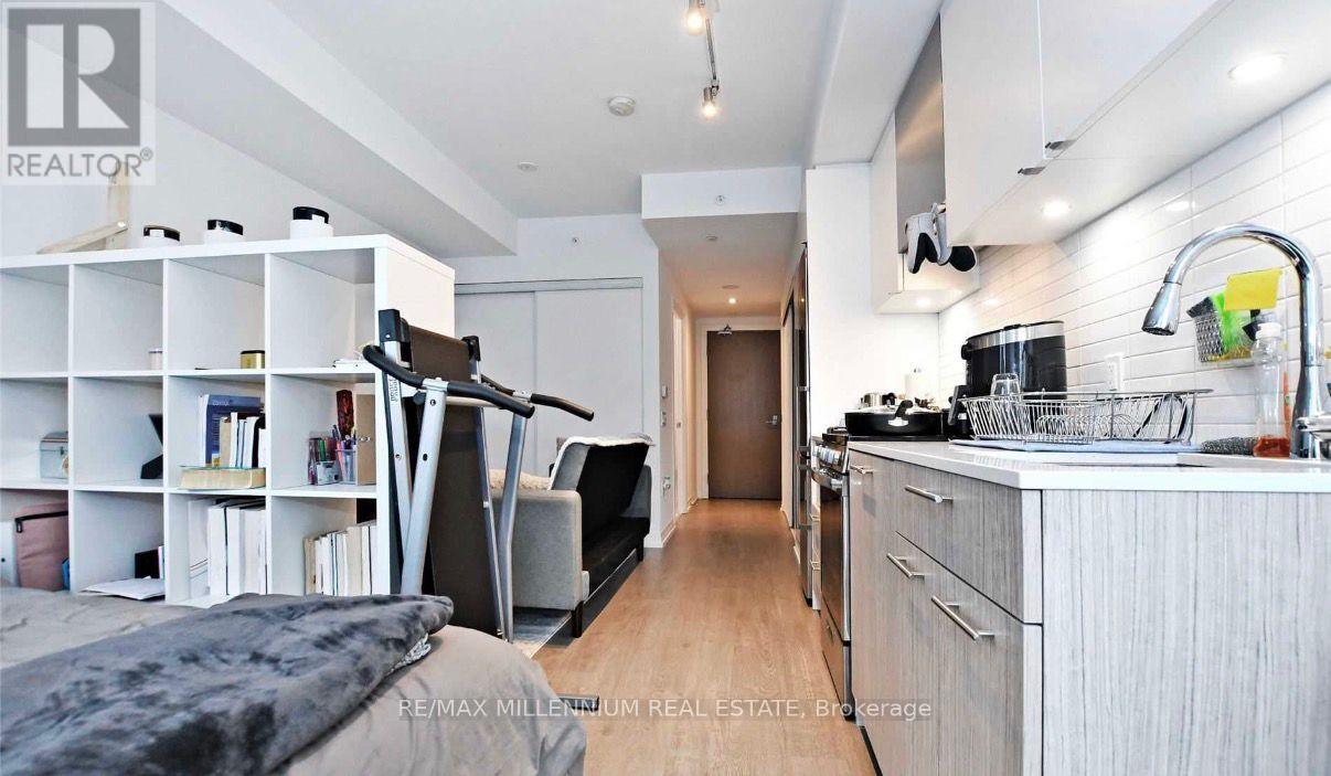 1427 - 251 Jarvis Street, Toronto, Ontario  M5B 0G3 - Photo 5 - C12916886