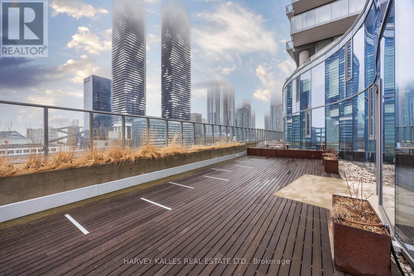 1612 - 1 Market Street, Toronto, Ontario  M5E 0A2 - Photo 37 - C12960788