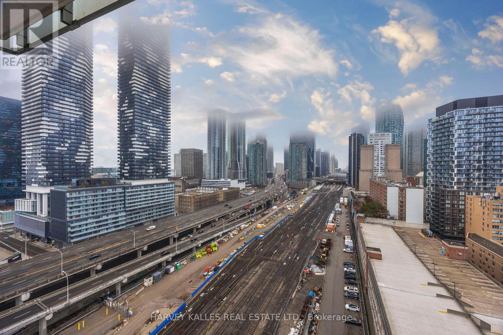 1612 - 1 Market Street, Toronto, Ontario  M5E 0A2 - Photo 35 - C12960788