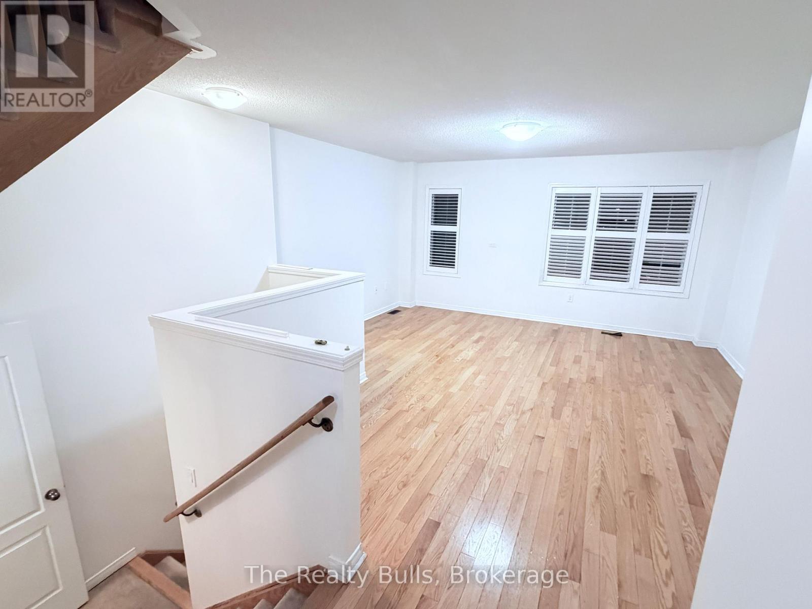 37 Magpie Way, Whitby, Ontario  L1N 0K7 - Photo 13 - E12831686