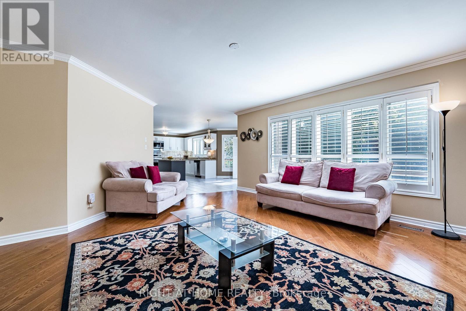 2204 Carpenters Circle, Oakville, Ontario  L6M 3C7 - Photo 13 - W12962270