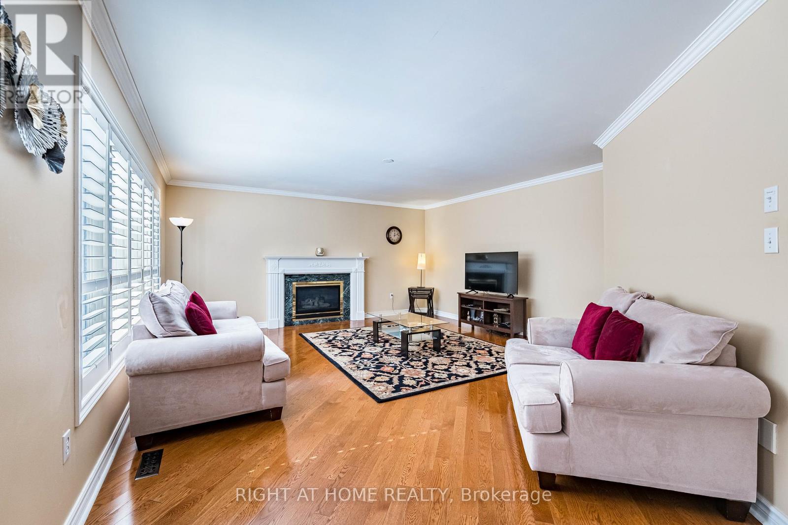 2204 Carpenters Circle, Oakville, Ontario  L6M 3C7 - Photo 15 - W12962270