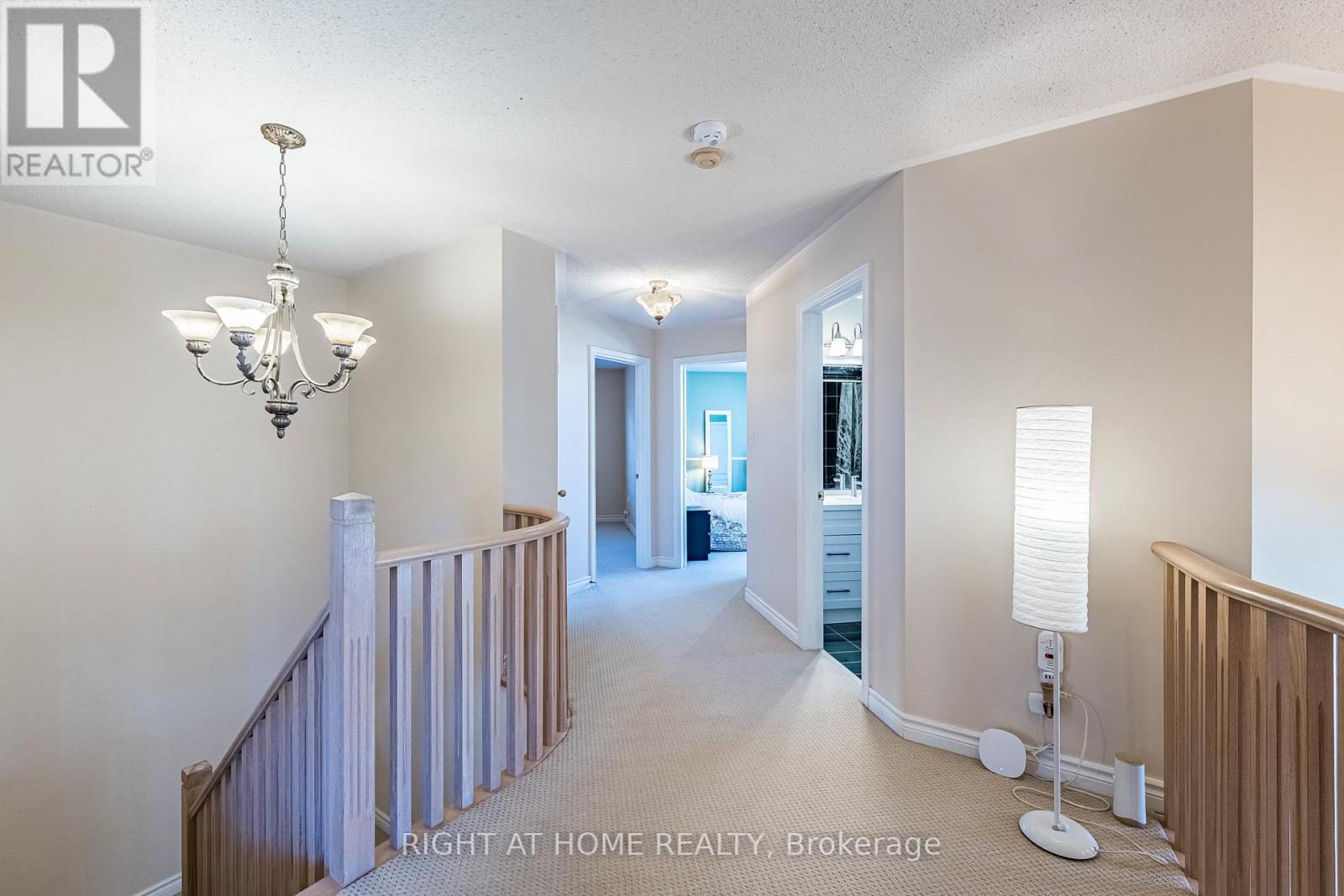 2204 Carpenters Circle, Oakville, Ontario  L6M 3C7 - Photo 25 - W12962270