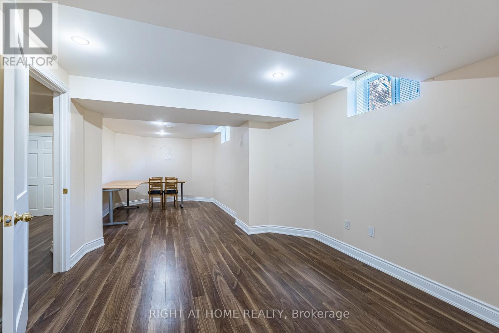 2204 Carpenters Circle, Oakville, Ontario  L6M 3C7 - Photo 20 - W12962270