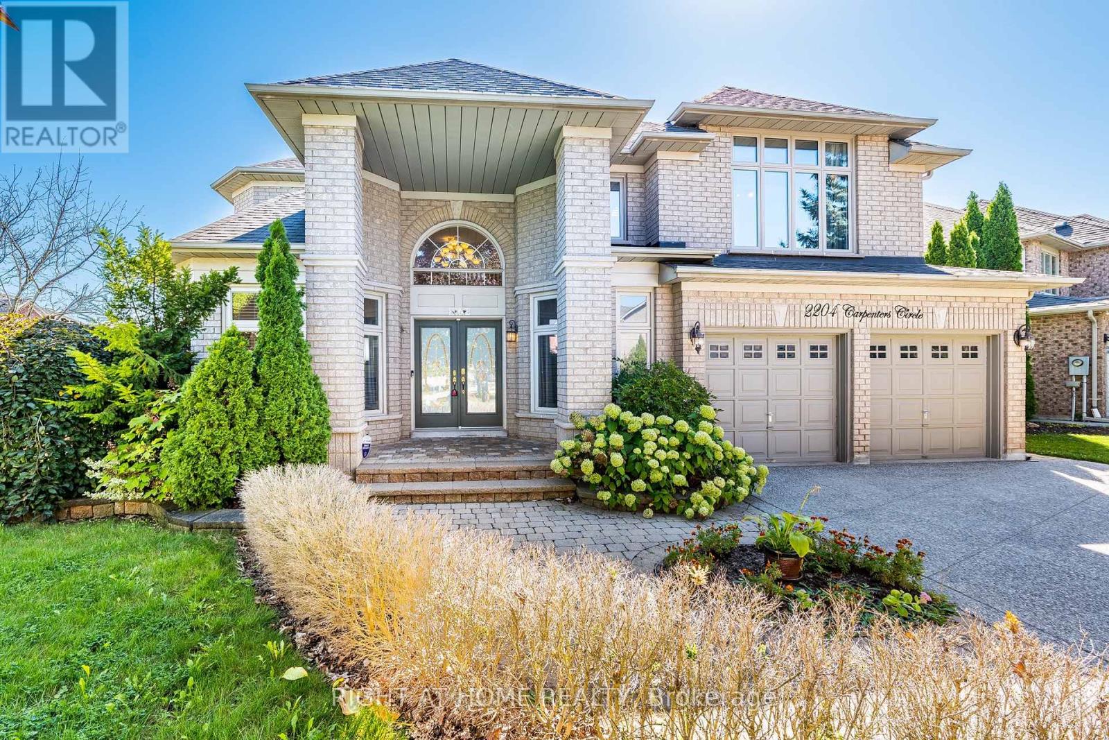 2204 Carpenters Circle, Oakville, Ontario  L6M 3C7 - Photo 44 - W12962270